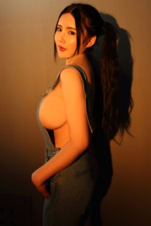 《爱丽丝梦游仙境》