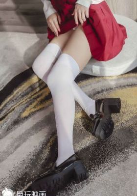 云墨雨间