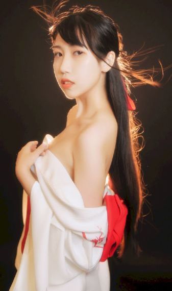 女邻居 电影