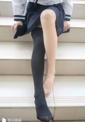 大胸女被c
