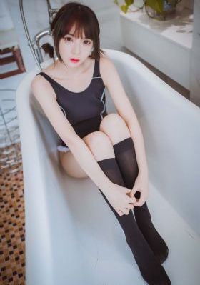 李采潭在线播放